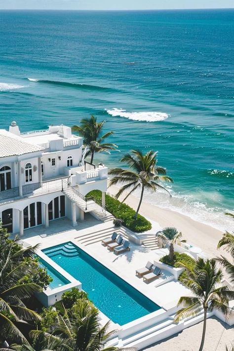 Beachfront House, Luxury Beach House, Dream Life House, Casas Coloniales, Beach House Design, Dream Beach, Dream Apartment, Vacation Places, House Goals