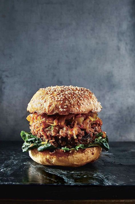 Panko-crusted deep-fried king oyster mushroom burger with courgette kimchi Vegetarian Burger Recipe, King Oyster Mushroom, Cooking Ribeye Steak, Miso Sauce, King Oyster, Mushroom Burger, Oyster Mushroom, Vegetarian Burger, Burgers Sandwiches