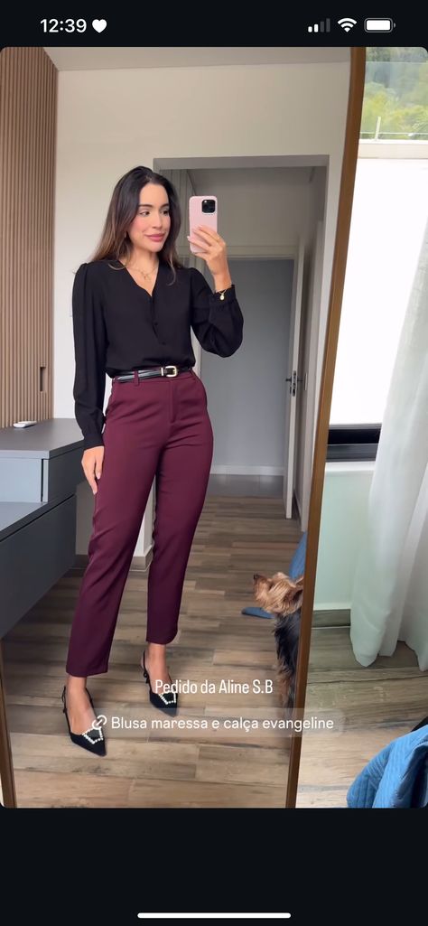 Work Outfits With Burgundy Pants, Maroon Pant Outfits Women, Maroon Slacks Outfit Women, Maroon Work Outfit, Burgundy Work Pants Outfit, Maroon Trousers Outfit, Maroon Dress Pants Outfit, Maroon Blazer Outfits For Women, Burgandy Pants Outfits Work Fall