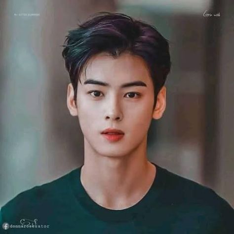 Es integrante de Astro💜💜💜 Oval Face Haircuts Men, Tips Hair Color, Asian Men Short Hairstyle, Center Part Hairstyles, Color Hair Styles, Oval Face Men, Oblong Face Hairstyles, Man Haircut, Tattoo Hair