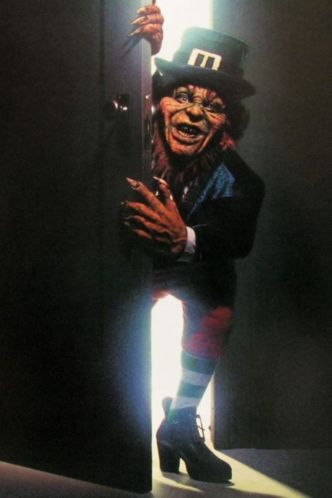 Leprechaun  movie halloween leprechaun horror halloween pictures halloween images halloween ideas Scary Leprechaun, Leprechaun Horror, Leprechaun Pictures, Leprechaun Movie, Horror Villians, Clown Horror, Scary Movie Characters, Movie Artwork, Skull Rings