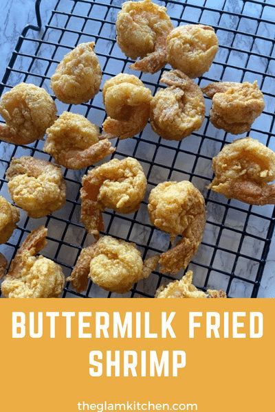 This classic New Orleans-style shrimp is dipped in buttermilk then coated in cornmeal before frying for a flavorful crunchy exterior. Buttermilk Fried Shrimp, Fried Shrimp Recipes Easy, Fried Shrimp Recipe, Fried Catfish Recipes, Fried Shrimp Recipes, Catfish Recipes, Glam Kitchen, Breaded Shrimp, Popcorn Shrimp