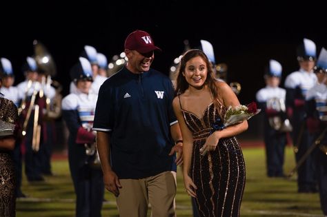 Coaches Daughter Aesthetic, Football Coach Wife Outfit, Coaches Daughter, Women In Football, Football Campaign, Football Coach Wife, Podcast Aesthetic, Football Coaches, Coaches Wife