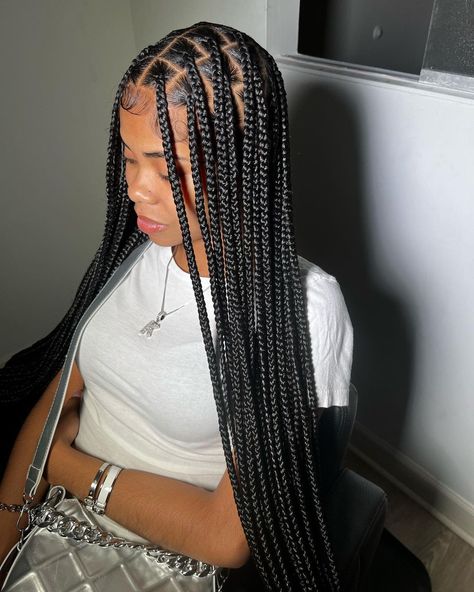 Scalp Braids For Black Women With Heart, Medium Braids Knotless, Medium Knotless Styles, Med Large Knotless Braids, Medium Large Braids, Smedium Knotless Long, Medium Jumbo Box Braids, Notlessbox Braids Styles Long, Medium Large Knotless Box Braids