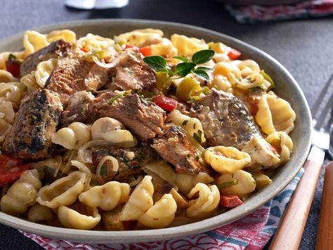 Pasta with Pilchards and Mushrooms | Fattis & Monis Pilchards Recipes, Food Fish, Mushroom Sauce, Crushed Garlic, Creamy Pasta, Tomato Recipes, Pasta Bowls, Mushroom Recipes, Savory Snacks