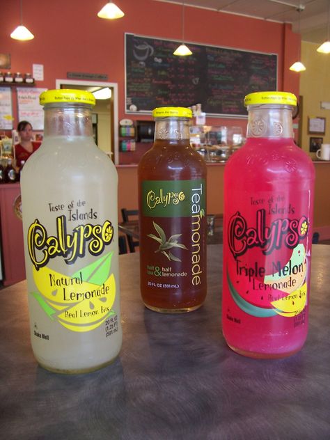 Cool off with a Calypso drink! Calipso Drink, Calypso Drink, Drink Lots Of Water Aesthetic, Calypso Drink Cocktails, Calypso Ocean Blue Lemonade, Cute Food Art, Sweet Drinks, Healthy Drinks Recipes, Snap Food