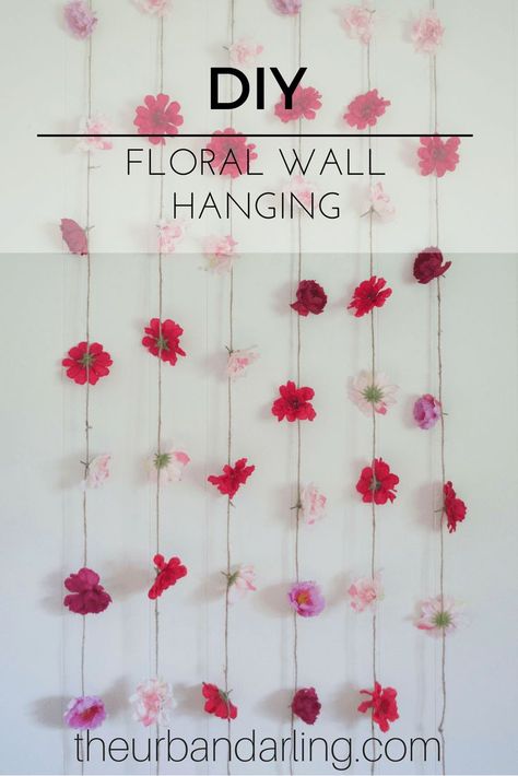 Hanging Flowers Wall, Flower Wall Hanging Diy, Diy Floral Wall, Diy Flower Wall, Floral Wall Hanging, Rustic Wedding Decorations, Hanging Diy, Diy Wand, Flower Wall Hanging