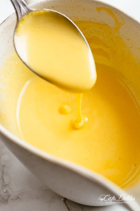 An easy to make Hollandaise sauce to serve over poached eggs, fried eggs or a breakfast casserole! There's no need to be intimidated making a deliciously creamy Hollandaise Sauce in minutes! Get out your blender Best Hollandaise Sauce, Vegan Hollandaise Sauce, Easy Hollandaise, Easy Hollandaise Sauce, Homemade Hollandaise Sauce, Recipe For Hollandaise Sauce, Florence Food, Tyler Florence, Cafe Delites