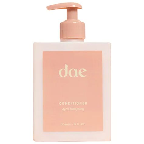 Signature Conditioner - dae | Sephora Shampoo Brands, Hydrate Hair, Hair Scalp, Dry Hair, Makeup Skin Care, Pharmacy Gifts, Skin Makeup, Natural Oils, Hair Growth