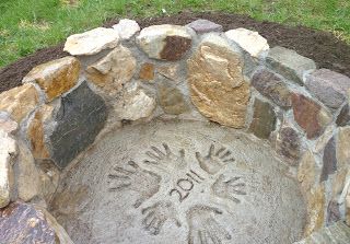 Homemade Fire Pit, In Ground Fire Pit, Fire Pit With Rocks, Fire Pit Party, Diy Outdoor Fireplace, Fire Pit Materials, Concrete Patios, Fire Pit Ring, Fire Pit Furniture