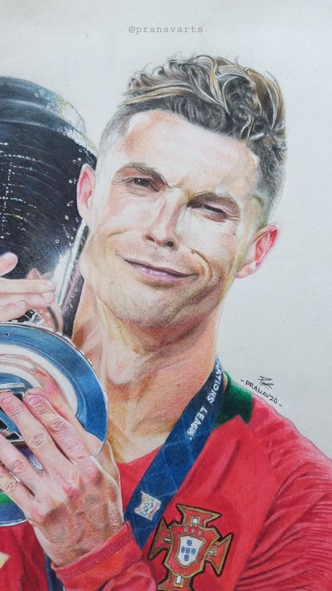 Cristiano Ronaldo Art Drawing, Cr7 Drawing, Cristiano Ronaldo Drawing, Ronaldo Sketch, Ronaldo Drawing, Football Sketch, Messi Drawing, Football Player Drawing, Avengers Drawings