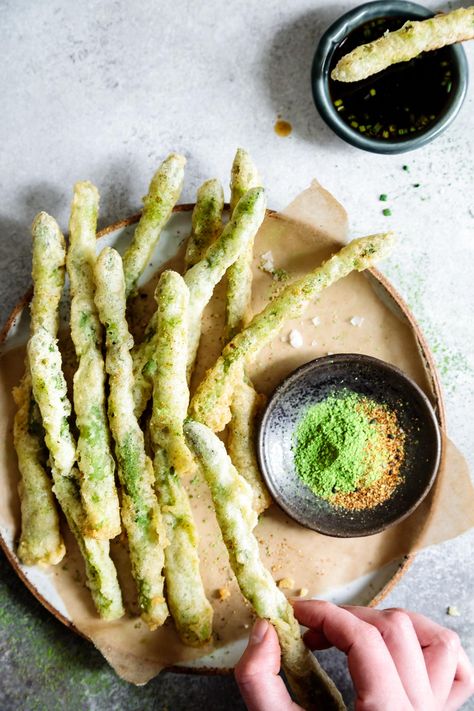 Gluten-Free Tempura Asparagus with Matcha Salt Tempura Asparagus, Tempura Recipe, Tempura Batter, Asparagus Fries, No Salt Recipes, Fried Vegetables, Asparagus Recipe, Fried Food, Tempura