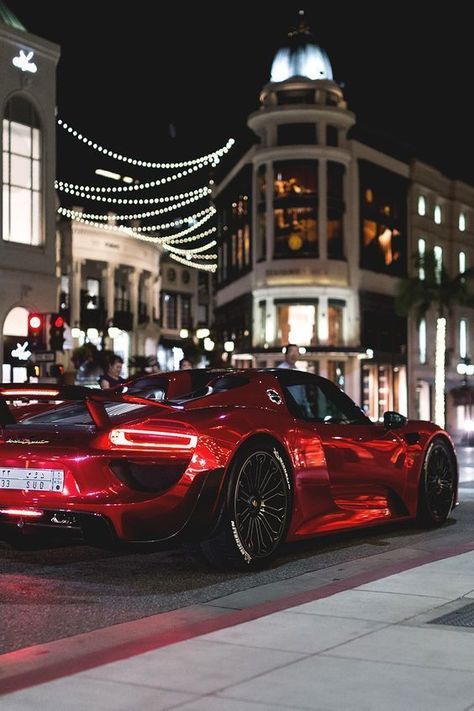 Red Sports Car, Porsche 918 Spyder, New Sports Cars, Car Racer, Exotic Sports Cars, Car Aesthetic, Red Car, Sports Cars Luxury