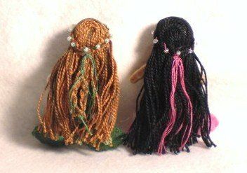 Bendy dolls - mermaids - back of hair by PrincessNimbleThimble, via Flickr Diy Fairies, Back Of Hair, Wire Dolls, Doll Mermaid, Crochet Baby Photo Prop, Wee Folk, Small Dolls, Fairy Garden Designs, Yarn Dolls