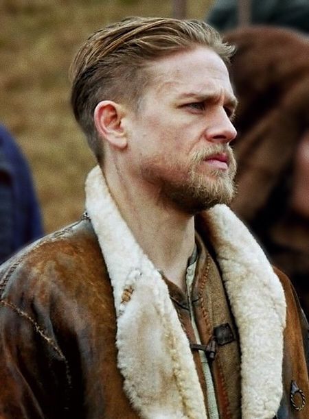 #kingarthur #charliehunnam #kingarthurlegendofthesword King Arthur Legend Of Swords, Gordon Hayward Haircut, Charlie Hunnam Haircut, Charlie Hunnam King Arthur, King Arthur Legend, Ryan Guzman, Taylor Kitsch, Karl Urban, Joe Manganiello