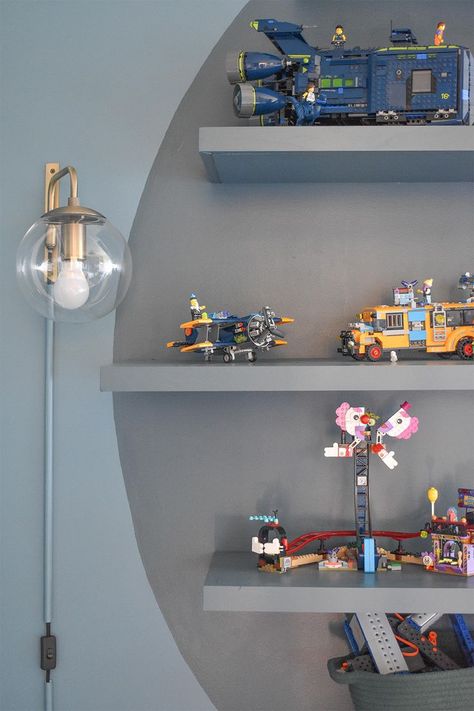 Floating Shelf Display, Lego Shelf, Home Nails, Round Shelf, Nails Home, Lego Display, Lego Room, Room Shelves, Shelf Display