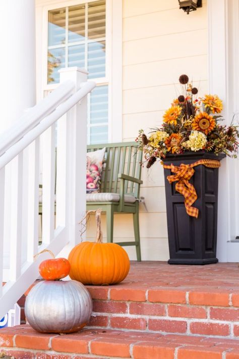 Create a Beautiful Fall Front Porch - Allan's Flowers & More Fall Front Yard Decor, Fall Front Yard, Flowers Front Porch, Front Yard Decor Ideas, Yard Decor Ideas, Porch Fall Decorating Ideas, Fall Porches, Porch Fall Decor, Outdoor Fall Decor Ideas