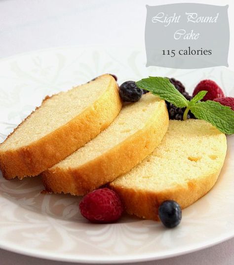 Recipe Low Calorie, Low Calorie Cake, Healthy Dieting, Low Cal Dessert, Bolo Fit, Healthier Desserts, Light Meals, Pound Cake Recipe, Low Calorie Dessert