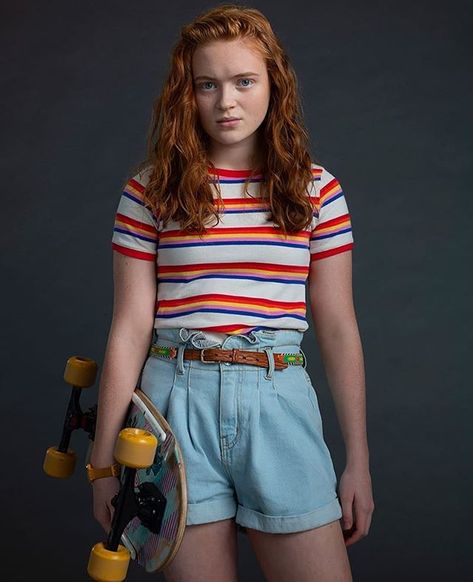 Max Mayfield Stranger Things, Red Hair, A Girl, Skateboard, Red, Hair, Blue