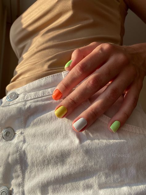 Tri Colored Nails, Summer Multicolor Nails, Mail Color Combos, Mismatched Nails Summer, Multi Colored Nails Summer, Colorful Short Nails, Mixed Color Nails, Multicoloured Nails, Multi Colored Nails