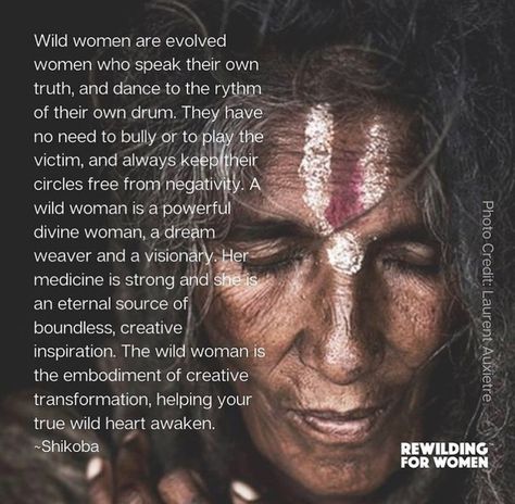 Women Standing, Wild Women Sisterhood, Circle Quotes, Divine Feminine Spirituality, Magic Quotes, Playing The Victim, Free Stories, Women's Circle, Meditation Mantras