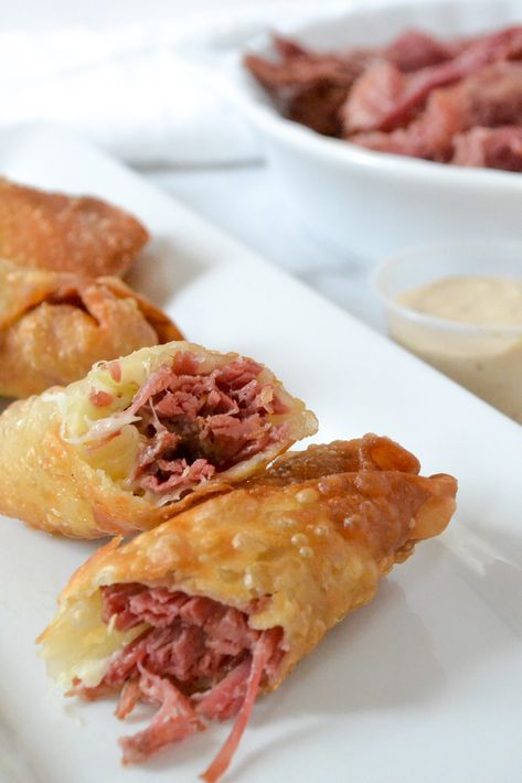 Corned Beef Cabbage Rolls, Cabbage Egg Rolls, Beef Egg Rolls, Cabbage Egg, Beef Roll Ups, Brisket Seasoning, Egg Roll Ingredients, Beef Cabbage, Corn Beef