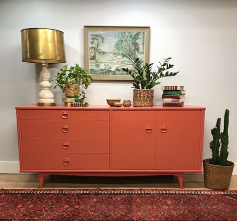 orange buffet Orange Tv Stand, Orange Sideboard, Mcm Buffet, Sideboard Styles, Orange Furniture, Painted Buffet, Custom Painted Furniture, Buffet Decor, Painted Sideboard