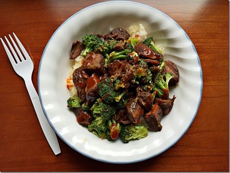 Korean Beef BBQ Ribs Leftover Steak Recipes, Crockpot Beef And Broccoli, Sesame Beef, Delicious Crockpot Recipes, Leftover Steak, Chinese Foods, Authentic Chinese Recipes, Beef And Broccoli, Crockpot Beef