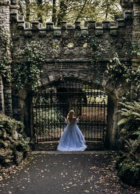 Rosie Hardy, Fairytale Photoshoot, Fairytale Aesthetic, Medieval Aesthetic, Royalty Aesthetic, Fairytale Photography, Royal Aesthetic, Fantasy Photography, Fantasy Magic