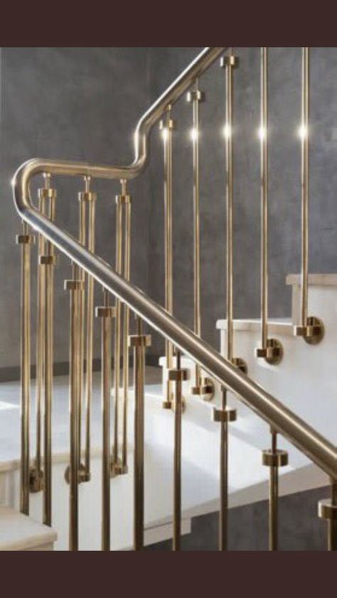 درابزين السلم, Stairs Railing, درج السلم, Modern Stair Railing, Metal Handrails, Staircase Railing Design, Handrail Design, Staircase Handrail, Iron Stair Railing