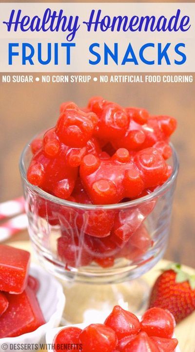 Healthy Fruit Snack Recipes, Strawberry Fruit Snacks, Fruit Snack Recipe, Homemade Fruit Snacks, Healthy Fruit Snacks, Gluten Free Desserts Healthy, Gummies Recipe, Fruit Recipe, Coconut Dessert