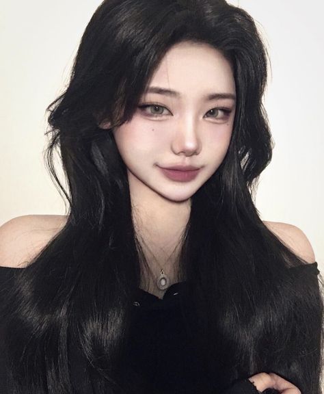 Makeup Looks Concert, Makeup Looks Cute, Douyin Beauty, Inspo Drawing, High School Hairstyles, Korean Hairstyles, Asian Makeup Looks, Concert Hairstyles, Ulzzang Makeup