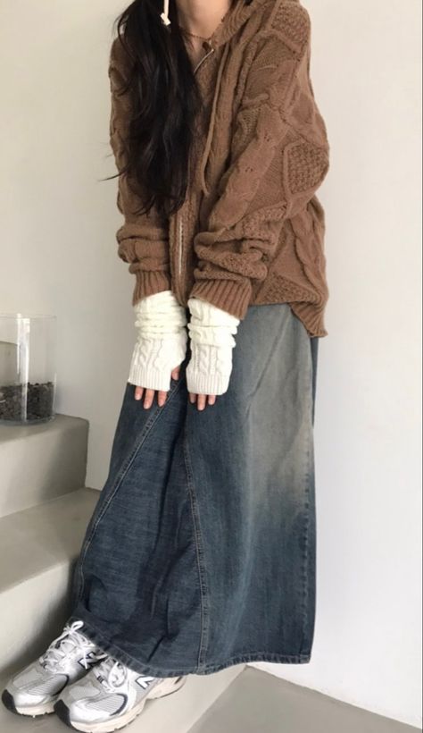 Skirt Outfit Inspiration, Long Skirt Outfit, Oversized Outfits, Stile Casual Chic, Hijabi Outfit, Modest Fashion Outfits, Skirt Outfit, 가을 패션, Dream Clothes