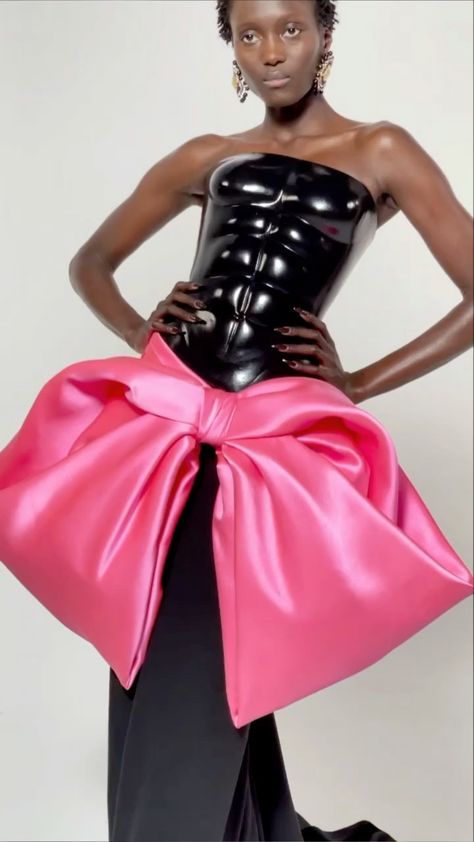 schiaparelli on Instagram: Power Couture Leather, satin, crepe. Shocking pink, oversized bow. Hand-painted customized bustier. #Schiaparelli by @danielroseberry Schiaparelli Salvador Dali, Schiaparelli Shocking Pink, Pink Schiaparelli, Giant Bow, Shocking Pink, Salvador Dali, Dress With Bow, Costume Design, Nutcracker