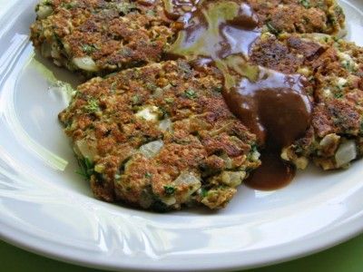 Cottage Cheese Patties, Cheese Patties, Veggie Burger Patties, Vegan Soul Food, Potluck Dinner, Low Carb Vegetarian Recipes, Cottage Cheese Recipes, Patties Recipe, Vegetarian Entrees