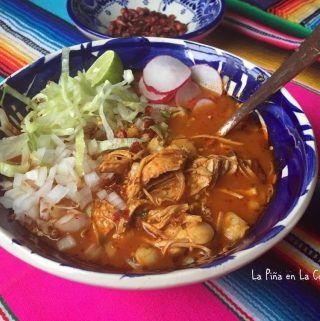 Red Chile Chicken, Posole Recipe Chicken, Chicken Pozole Recipe, Chicken Posole, Chicken Pozole, Posole Recipe, Pozole Recipe, Hispanic Recipes, Latin Recipes