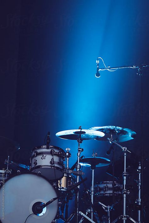 Live Music Background, Live Band Aesthetic, Helena Lyrics, Blues Music Aesthetic, Music Band Aesthetic, Music Phone Wallpaper, Music Concert Aesthetic, Drums Aesthetic, Band On Stage