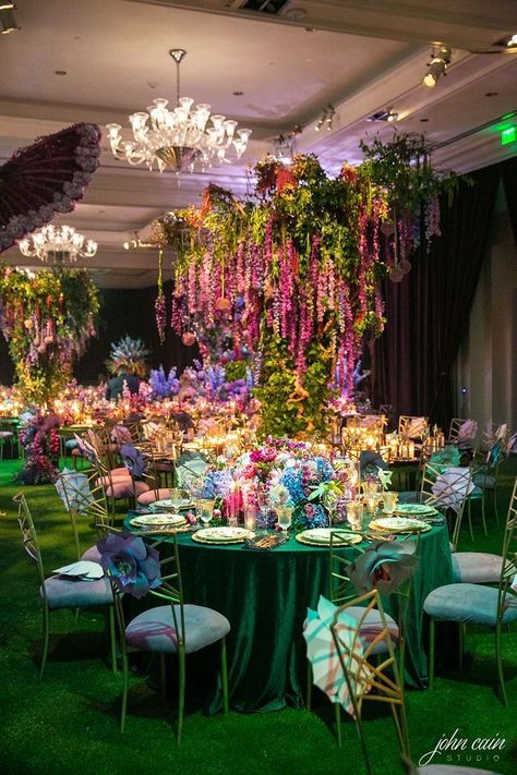 Enchanted Forest Centerpieces, Enchanted Forest Quinceanera, Enchanted Forest Prom, Secret Garden Theme, Sweet 16 Party Decorations, Enchanted Forest Party, Enchanted Forest Theme, Sweet 16 Themes, Fairy Garden Birthday Party