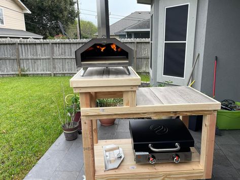 Outdoor Pizza Oven Station, Pizza Stand, Pizza Table, Pizza Station, Pizza Oven Outdoor Diy, Simple Outdoor Kitchen, Pizza Oven Outdoor Kitchen, Oven Outdoor, Outdoor Grill Area