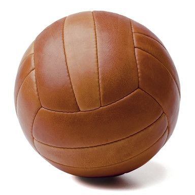 Soccer Pro, A Well Traveled Woman, Vintage Soccer, Football Ball, Workout Warm Up, Free Kick, Sports Toys, Soccer Balls, The Beautiful Game