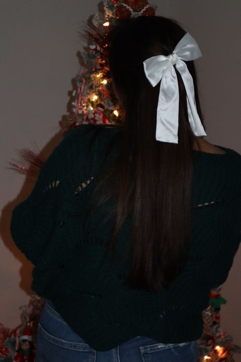 Hair
Christmas tree
Christmas decor
Hair in a bow
Sweater
Outfit Hair In A Bow, Outfit Ideas Christmas, Christmas Outfit Ideas, Christmas Tree Decorating, Outfit Photo, Ribbon Christmas, Bow Hairstyle, Tree Decorating, Bow Christmas