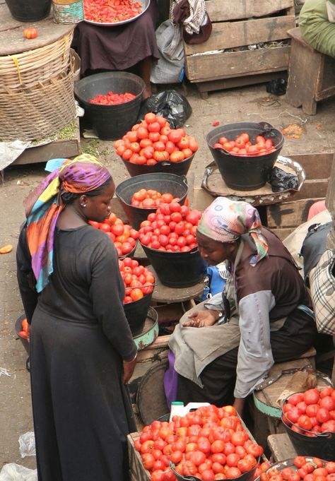 Ghana Market, Ghana Travel, Market Vendor, Ghana Food, Kumasi Ghana, African Market, Traditional Market, Local Market, African People