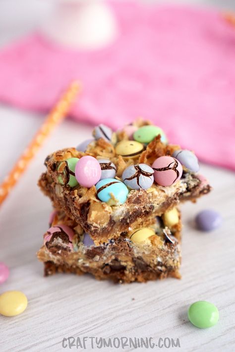 Easter Magic Cookie Bars - Crafty Morning Easter Cookies Recipes, Easter Cookie Bars, Congo Bars, Easter Candies, Cute Easter Desserts, Magic Cookie Bar Recipe, Easter Magic, Easter Cookie Recipes, Magic Cookie Bars