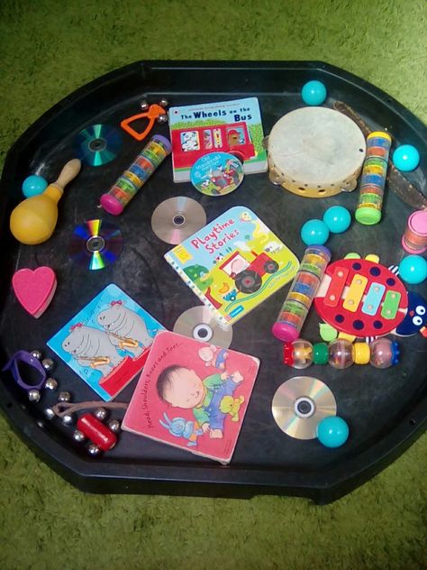 Musical tray Music Activities Eyfs, Music Early Years, Music Tuff Tray Ideas, Tuff Tray Ideas Preschool Sensory Table, Nursery Rhymes Tuff Tray Ideas, Tuff Tray Ideas 12 Months, Tuff Trays For Babies, Baby Room Tuff Tray Ideas, Tuff Tray Ideas Babies