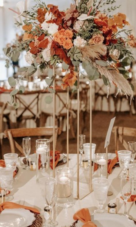 Cinnamon Centerpiece Wedding, Rust Orange Centerpiece, Copper Flower Arrangements, Terracota Wedding Decor Round Table, Column Wedding Decor, Terracotta Wedding Centerpieces Wedding Table Decor, Wedding In November Ideas, Modern Fall Wedding Centerpieces, Terracotta Wedding Flowers Centerpiece