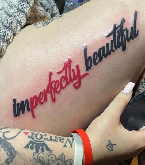 Red Ink Name Tattoos Women, Leg Name Tattoos For Women, Red Leg Tattoos Women, Fbgm Tattoos, Red Text Tattoo, Red Word Tattoo, Red And Black Tattoo Ideas, Tattoos Red Ink, Phrase Tattoos