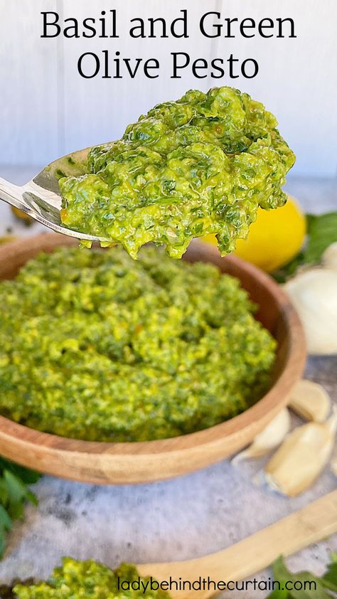 Green Olive Pesto, Recipes Using Pesto, Souse Recipe, Recipes Pesto, Diy Condiments, Olive Pesto, Homemade Pesto Recipe, Lemon Cupcake Recipe, Pesto Recipes