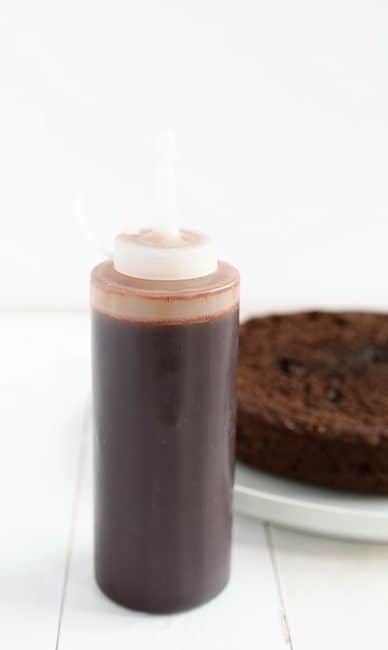 Simple Syrup For Chocolate Cake, Cake Simple Syrup Recipes, Chocolate Simple Syrup For Cakes, Simple Syrups For Cakes, Flavored Simple Syrup Recipe For Cakes, Cake Syrup Recipes, Simple Syrup Recipe For Cakes, Cute Aesthetic Cakes, Chocolate Simple Syrup