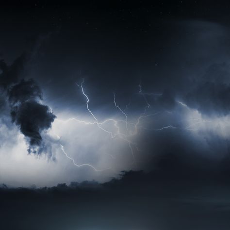 Strong Wind Aesthetic, Dark Blue Storm Aesthetic, Blue Thunder Aesthetic, Blue Nature Aesthetic, Blue Black Aesthetic, Black Aesthetic Background, Thunder Aesthetic, Thunder Sky, Dnd Ocs