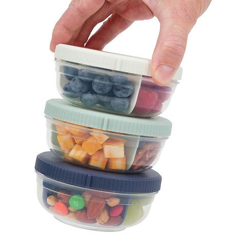 Snack Bin, Diet Aesthetic, Superfood Bowl, Easy School Lunches, Clean Refrigerator, Healthy Lunch Snacks, Adventure Essentials, Snack Containers, Snack Storage